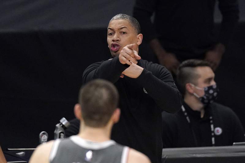 Clippers' cool-hand Lue is NBA's best in elimination games