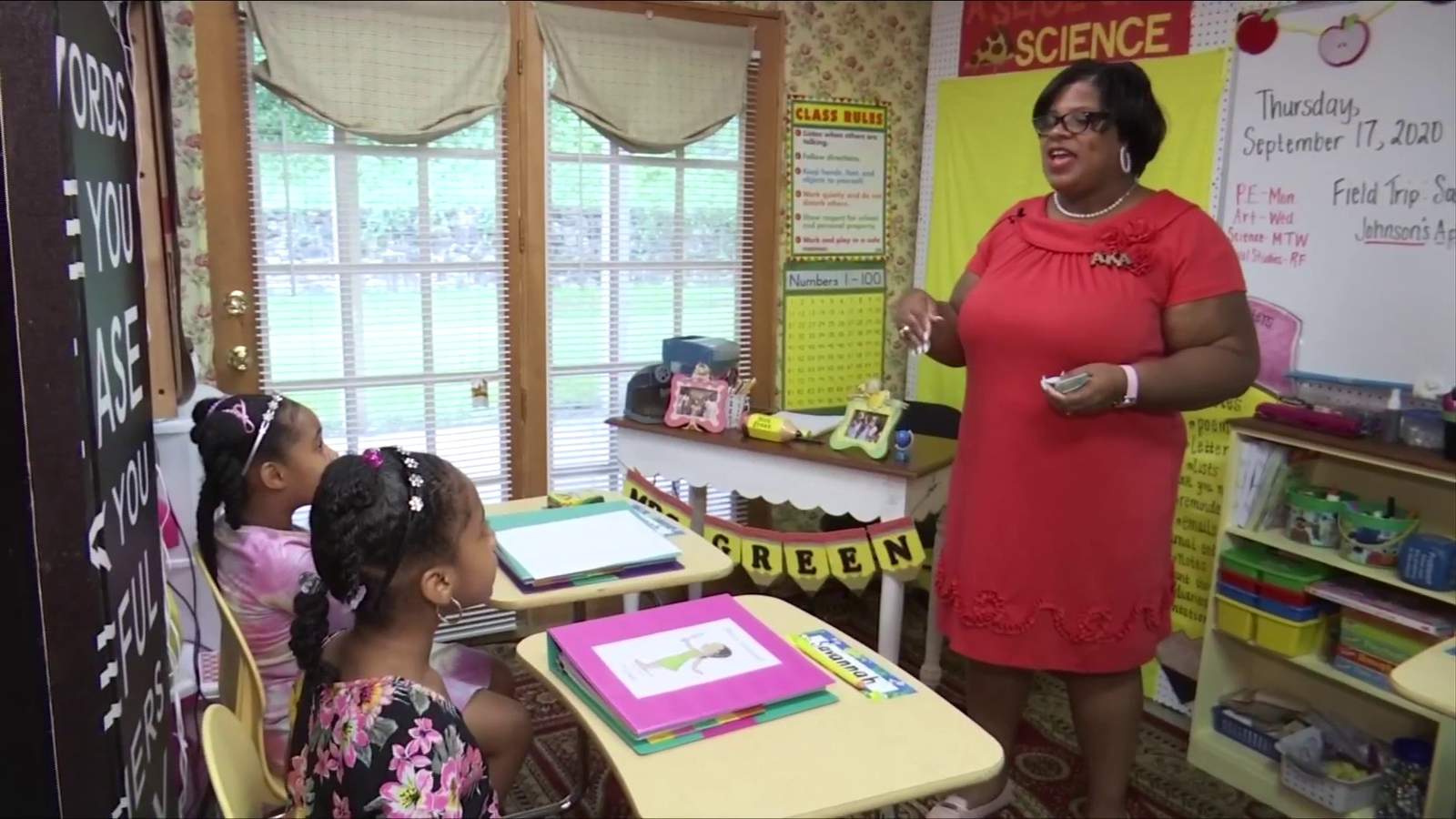 Roanoke County mom transforms basement into mini classroom for daughters