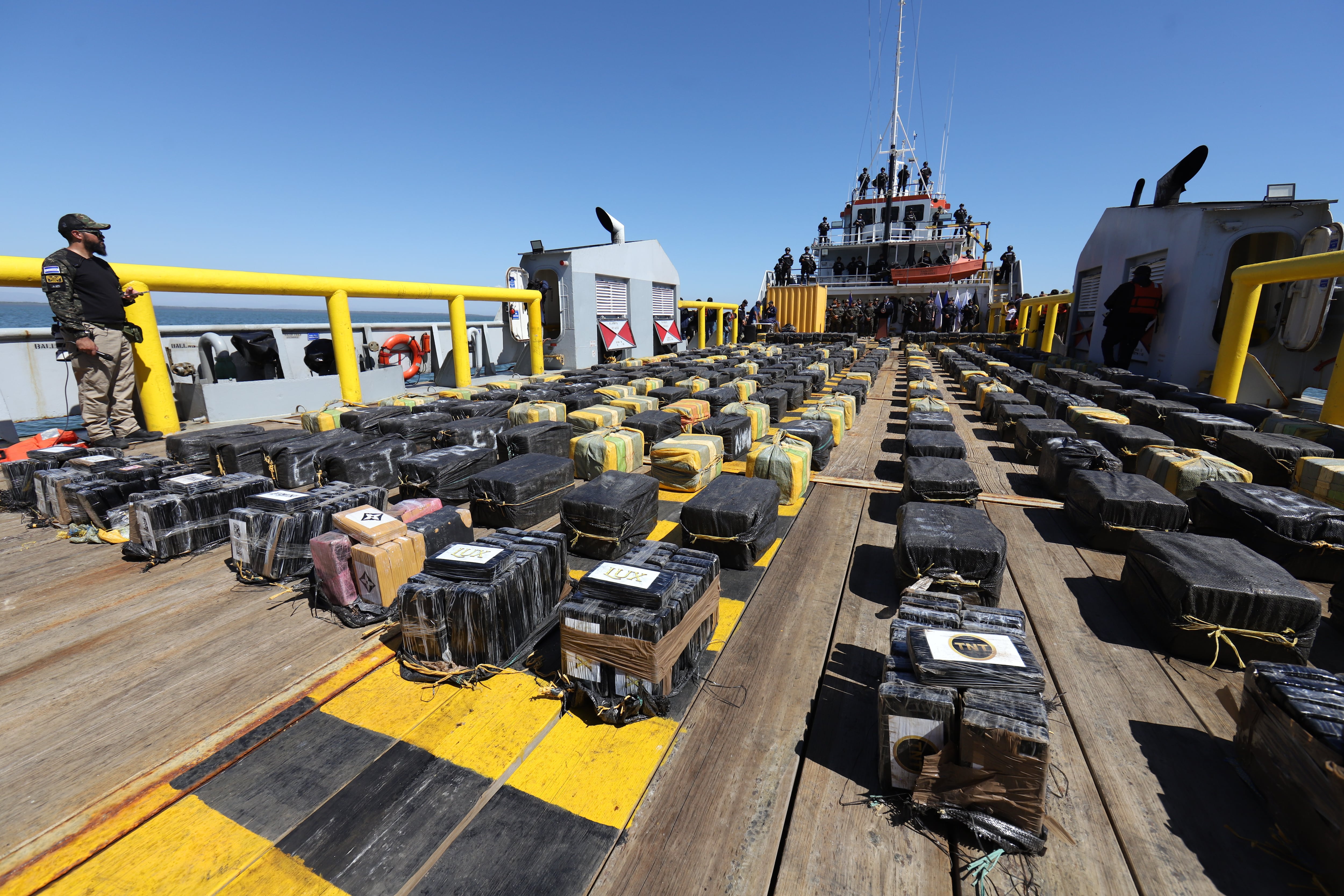 Mexico and El Salvador make big cocaine seizures at sea as US continues  lethal strikes