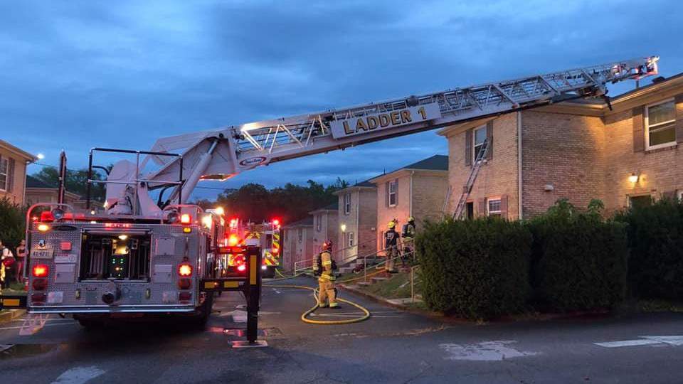 Two people displaced after Roanoke County townhouse fire