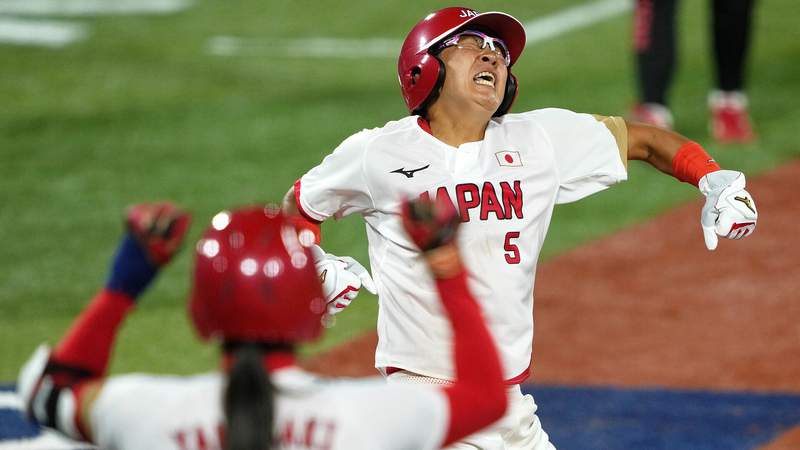 Japan repeats as softball champs 13 years apart, downing United States in final