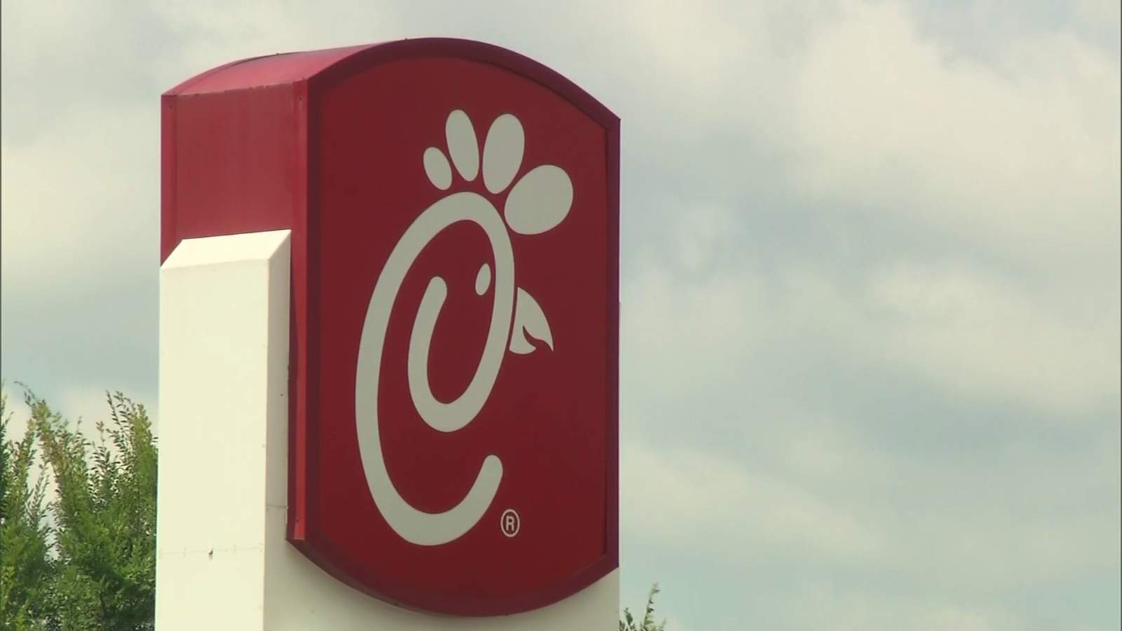 Valley View Chick-fil-A closing temporarily after employee tests positive for coronavirus