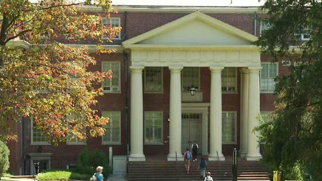 Randolph College requiring face masks indoors for students, staff despite COVID-19 vaccination status