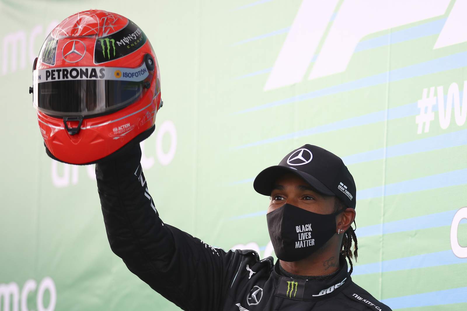 Hamilton wins his 91st F1 race to match Schumacher's record