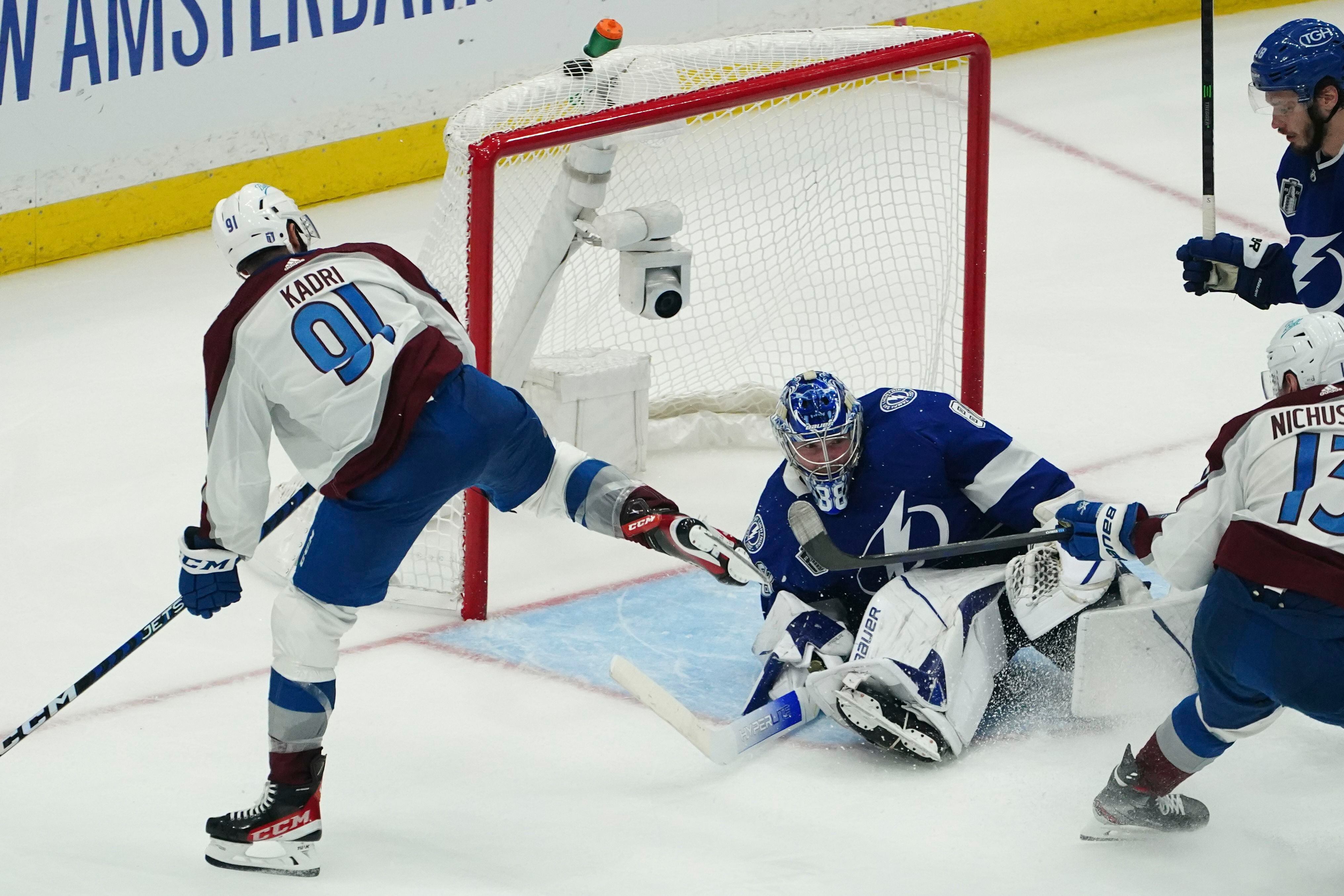 Colorado Avalanche pull Darcy Kuemper from Game 3 of Stanley Cup