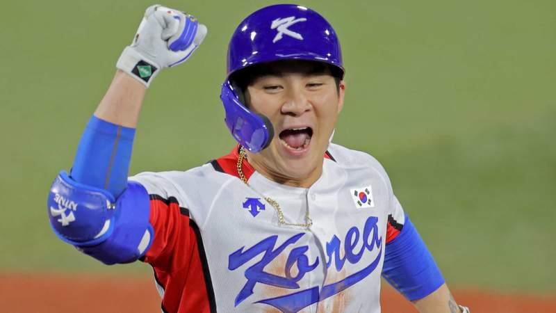 Two hit batters give Korea walk-off win over Israel