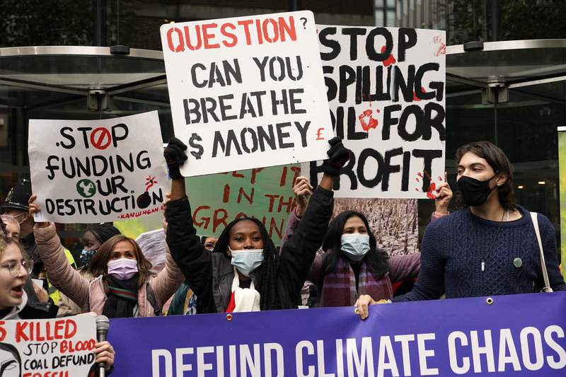Protesters slam London banks on climate, fossil fuel support